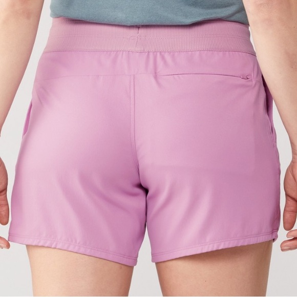 The North Face Women’s Shorts - Picture 2 of 8